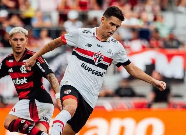 开元棋牌官网-巴西球员表现出色，向着梦想的目标前进的简单介绍